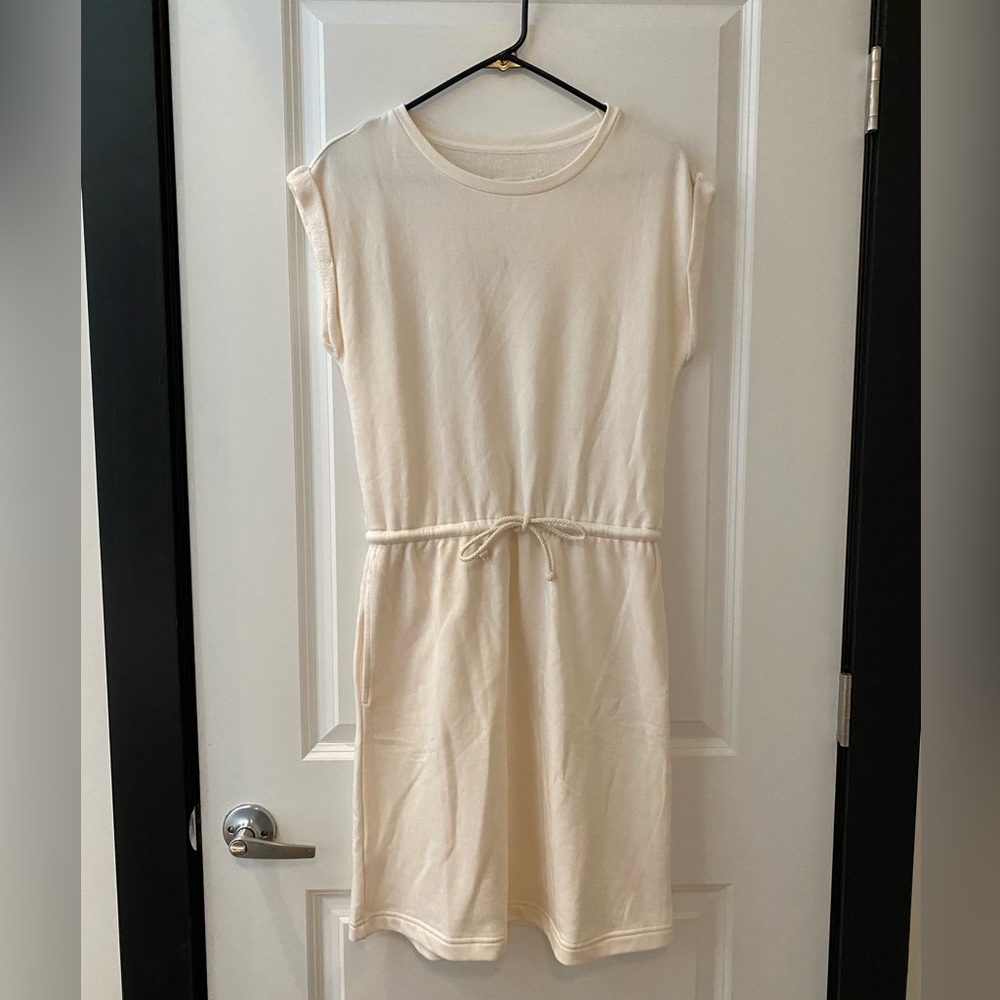 Lou & Grey cream sweatshirt dress